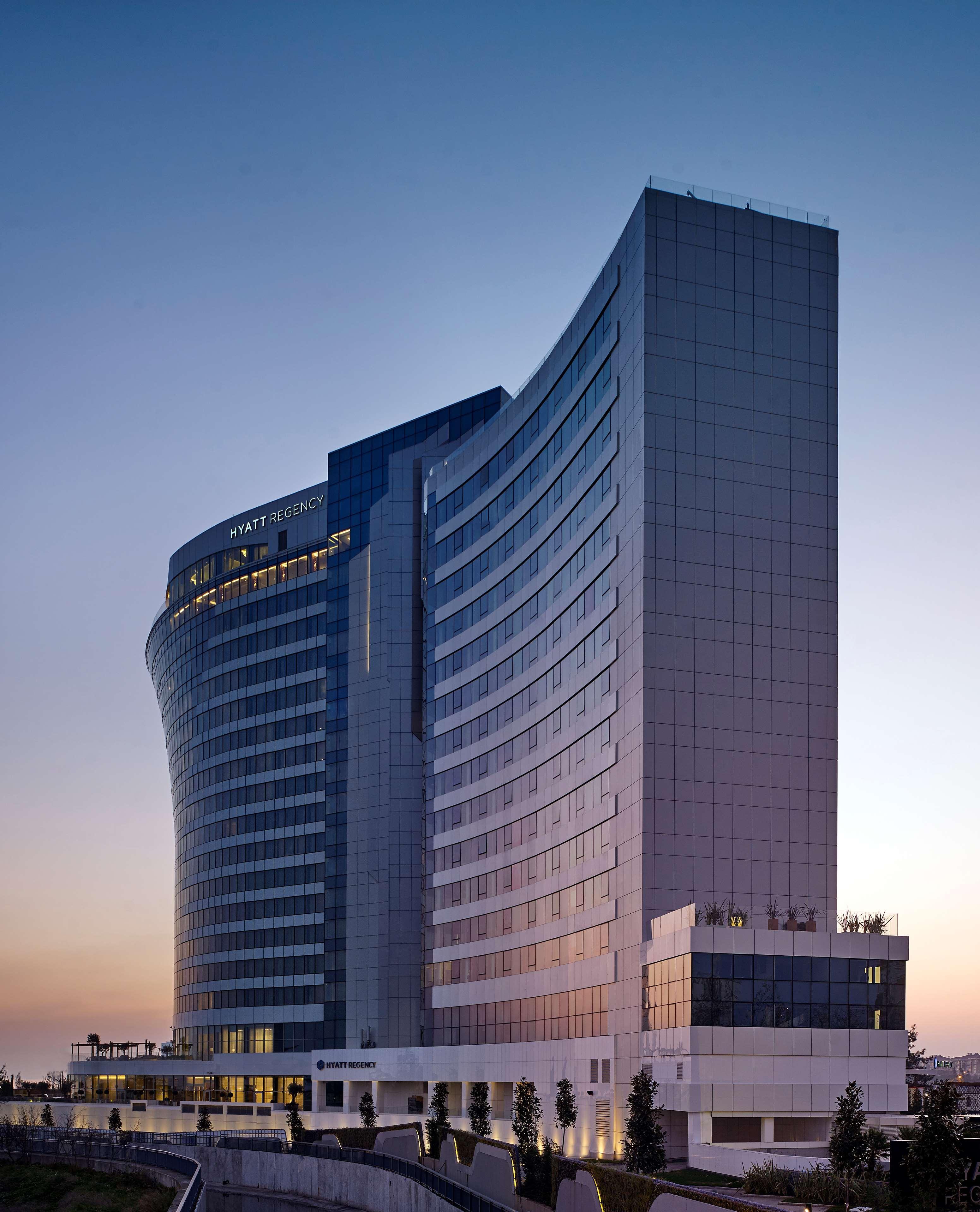 Hyatt Regency Istanbul Atakoy Hotel Exterior foto